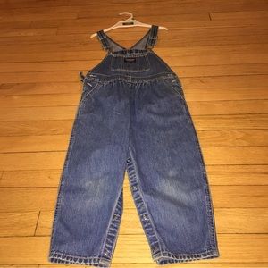 Vintage OshKosh denim jeans overall from 2002/2003 for a girl 4T
